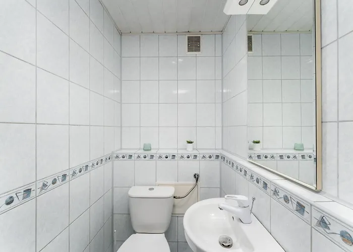 Park Zakrzowek Spacious By Bookinghost *