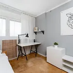 Apartment Park Zakrzowek Spacious By Bookinghost *