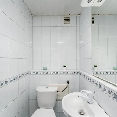 Park Zakrzowek Spacious By Bookinghost *