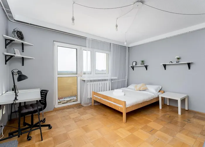 Park Zakrzówek Spacious